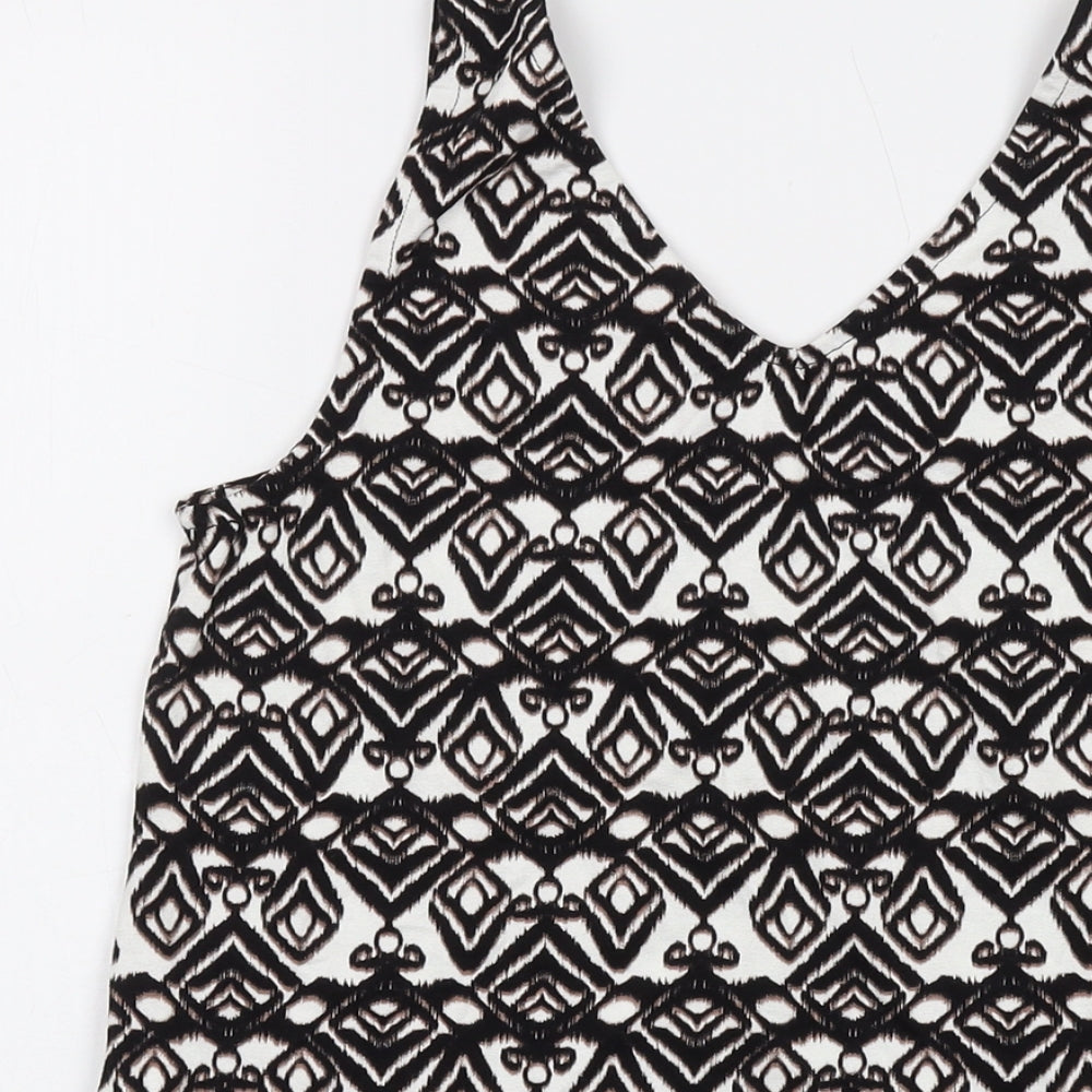Brand and care label for b.young women’s black geometric viscose basic tank, size S, v-neck
