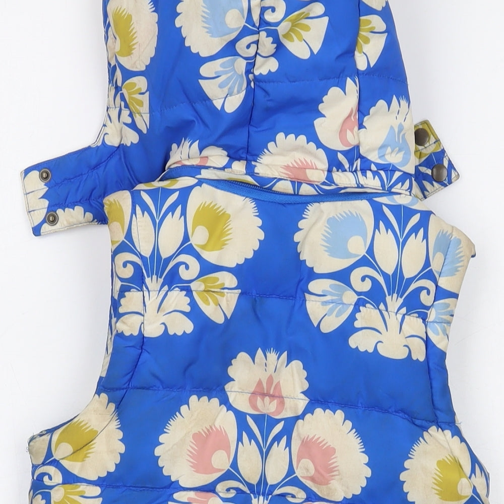 Brand and care label for Boen girls’ blue floral gilet waistcoat, size 2-3, years zip