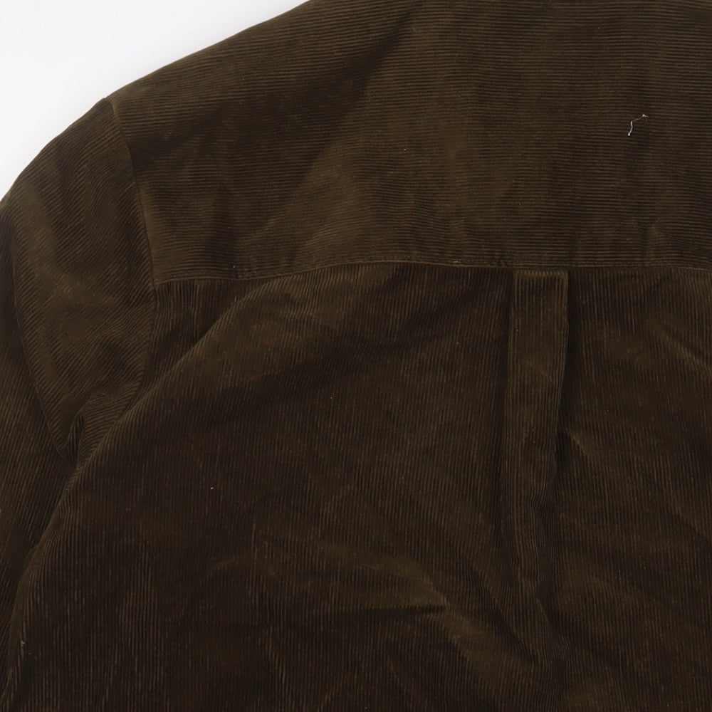 Brand and care label for Cotswold men’s green cotton button-up, size L, collared button