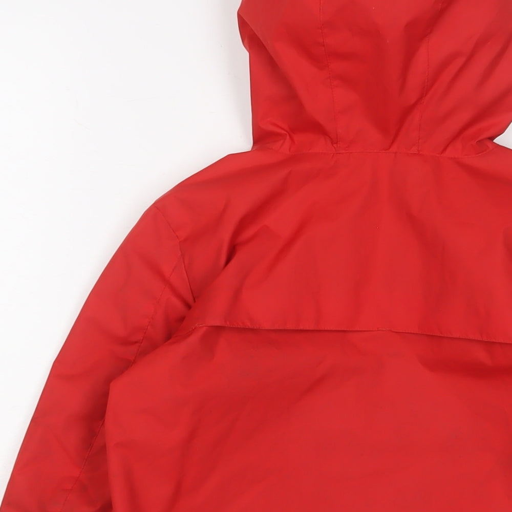 Brand and care label for Kipsta boys’ red jacket, size 5-6, years zip - logo