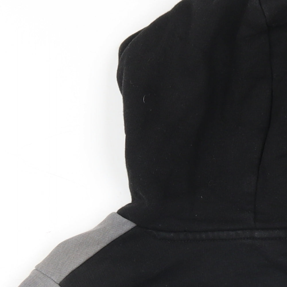 Brand and care label for Closure boys’ black cotton pullover hoodie, size 7-8, years pullover