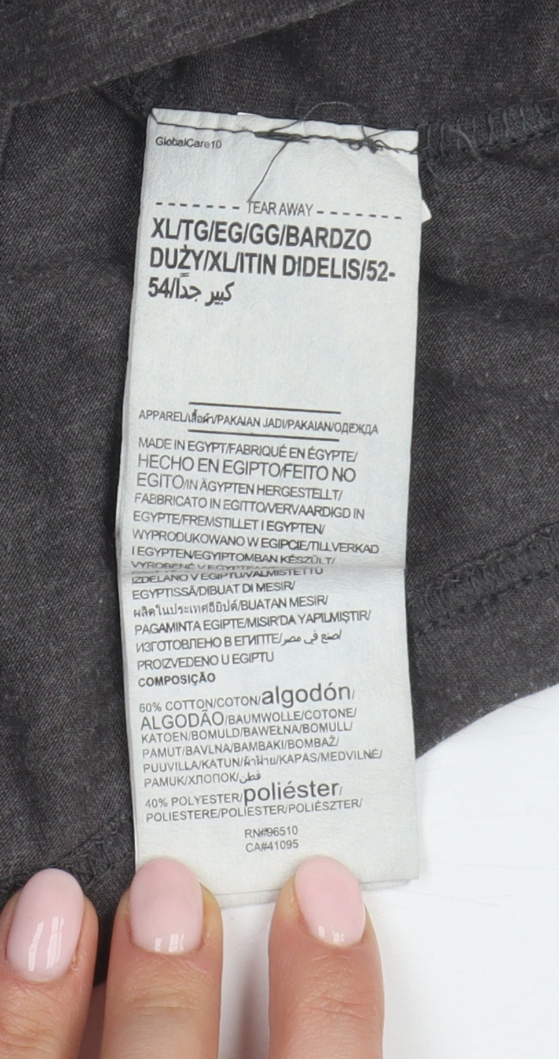Under Armour Men's Grey XL Relaxed Fit T-Shirt