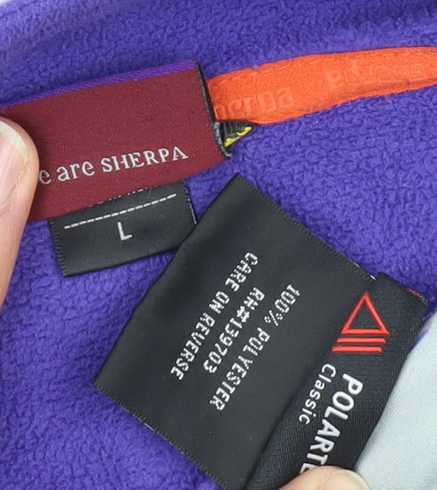 Close-up detail of Sherpa Women's Purple Fleece Jacket L