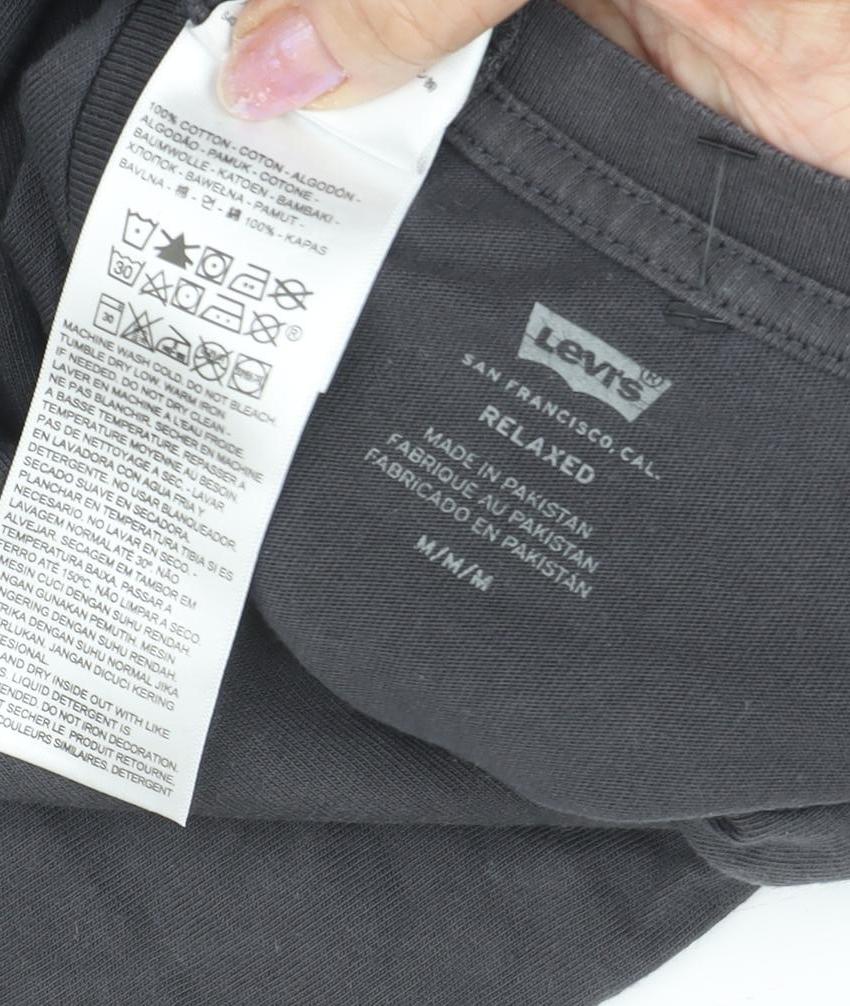 Levi's Men's Black Relaxed Fit Crew Neck T-Shirt