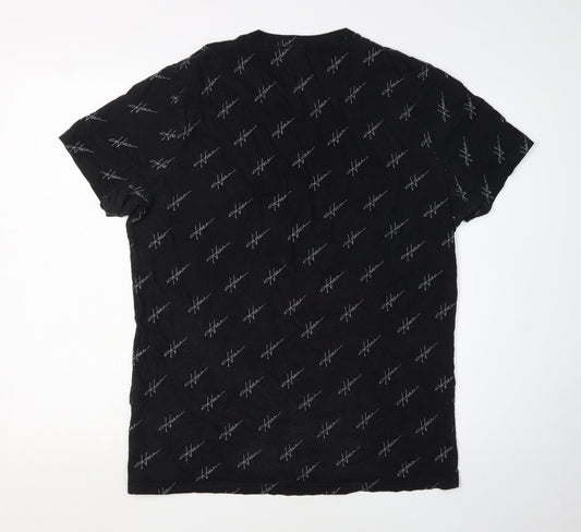 Hollister Men's Black Graphic Print T-Shirt Size L