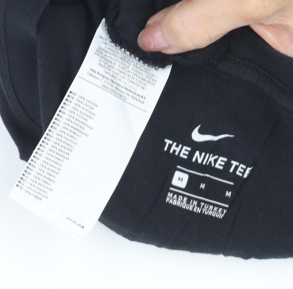 Nike Men's Black Graphic Logo T-Shirt, Size M, Sporty Style