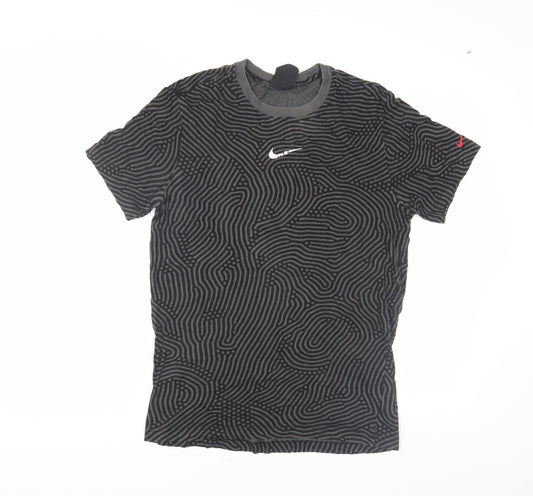 Mens UK Size S Nike Black Cotton T-Shirt