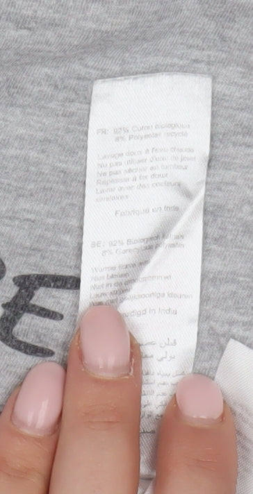 Additional view of Friends girls’ grey graphic t-shirt s regular fit casual