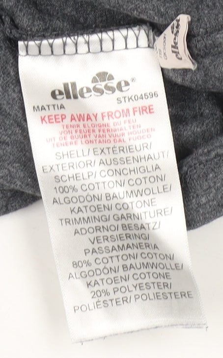 Brand and care label for Ellesse Men's Grey Cotton Short Sleeve T-Shirt M
