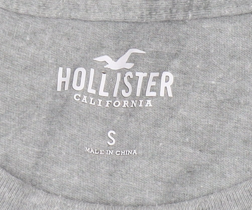 Hollister Men's Grey Long Sleeve Crew Neck T-Shirt Size S