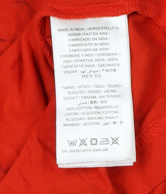 Brand and care label for GANT Men's Red T-Shirt, Large, Cotton, Short Sleeve