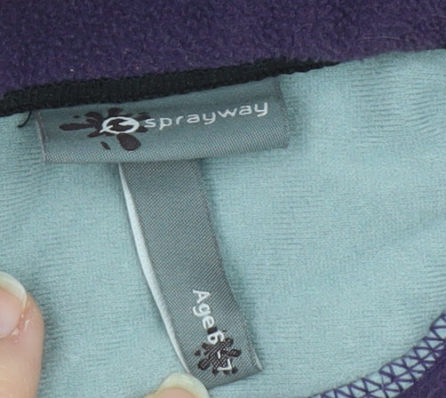 Brand and care label for Sprayway girls’ purple 3-in-1 fleece jacket, size 6, years