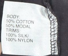 Kew Women's Black V-Neck Sleeveless Tank Top M