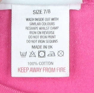 Brand and care label for Fortnite girls’ pink t-shirt 7-8 years