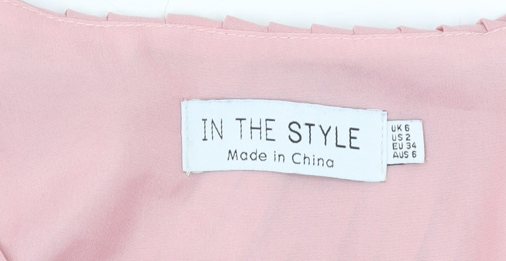 Close-up detail of In The Style Women's Pink Pleated Bodysuit