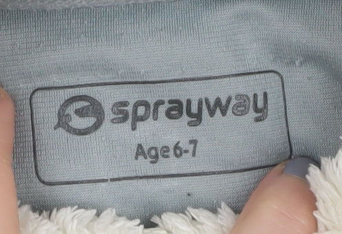 Brand and care label for Sprayway girls’ ivory fleece gilet, size 6-7, casual waistcoat