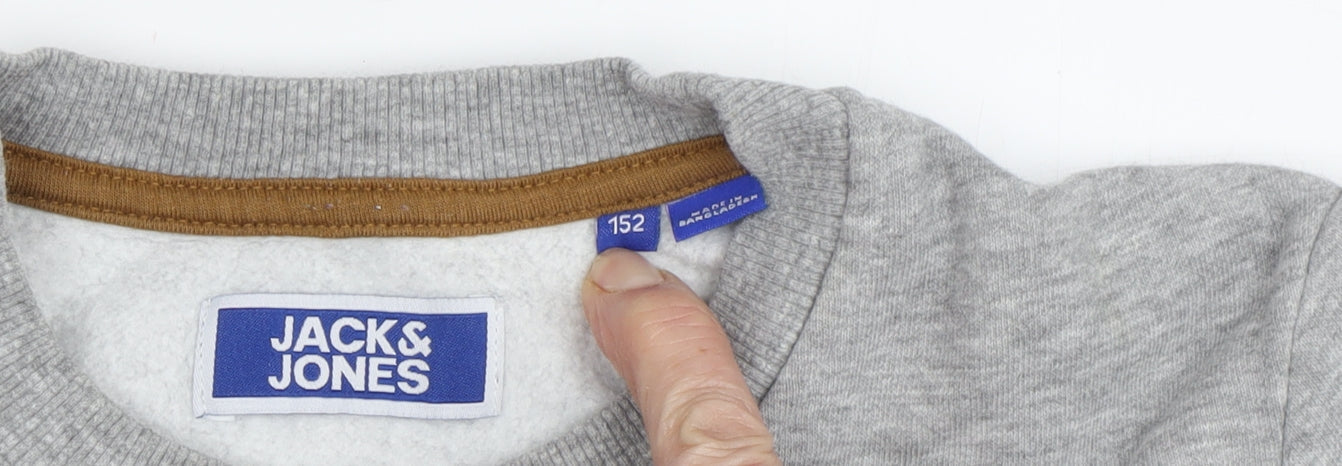 Close-up detail of Jack & Jones boys’ grey pullover sweatshirt, size 158