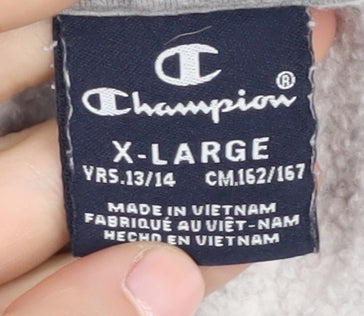 Brand and care label for Champion boys’ grey xl crew neck sweatshirt with logo