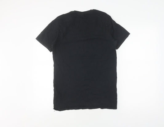 Nike Men's Black Athletic Fit T-Shirt S Solid Logo