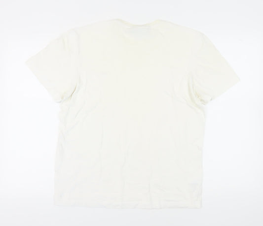 Lacoste Men's White T-Shirt L - Classic Cotton