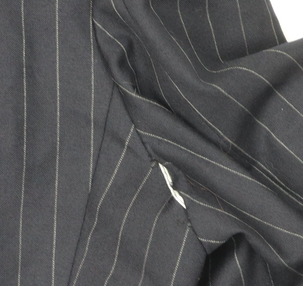 Daks Men's Blue Wool Blazer, 40R, Double-Breasted