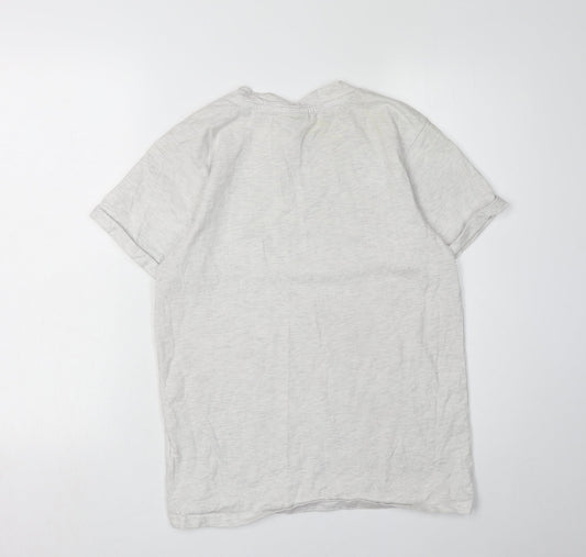 ellesse Women's White T-Shirt, Size 6, Crew Neck