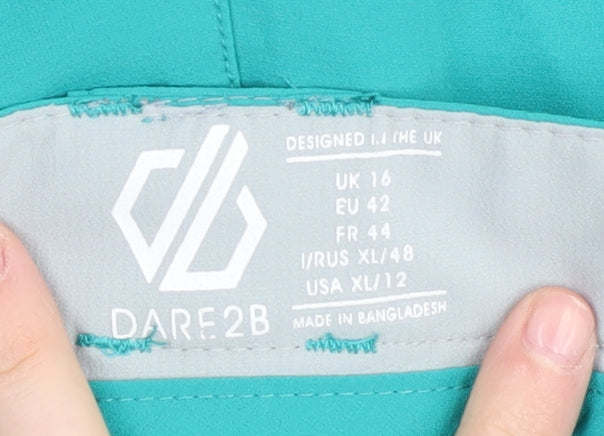 Dare2B Women's Green Cargo Shorts, Size 16, Activewear