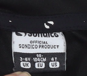 Brand and care label for Sondico boys’ black track jacket 3-4 years