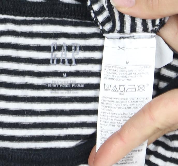 GAP Women's Black Striped M T-Shirt Long Sleeve