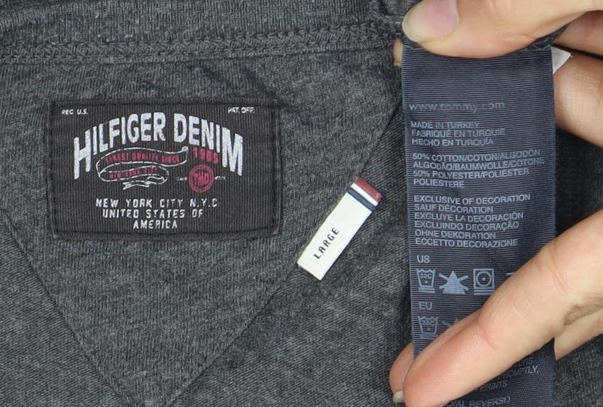 Hilfiger Denim Men's Grey Vintage Graphic T-Shirt L