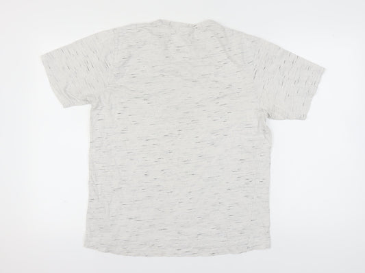 Lindbergh Men's White Crew Neck T-Shirt, M, Short Sleeve