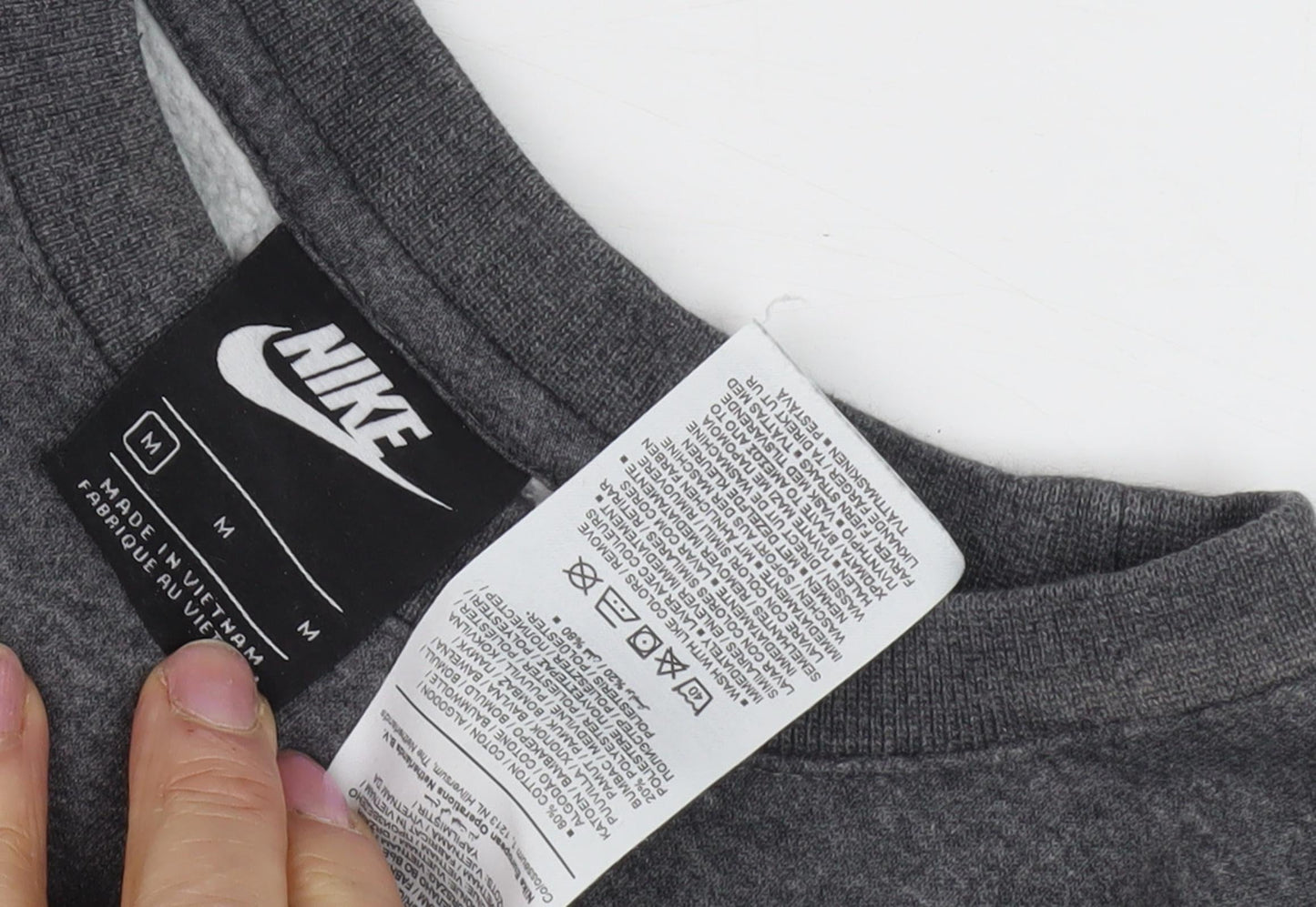 Nike Men's Grey Pullover Sweatshirt M - Logo Accent
