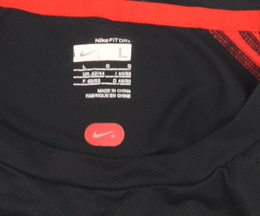 Nike Men’s Black Athletic T-Shirt L