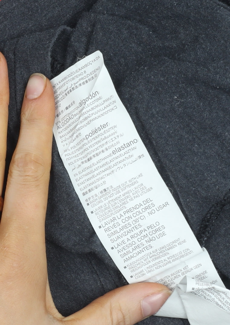 Under Armour Men's Black Logo T-Shirt, Size S