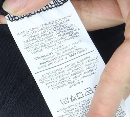 Nike Men's XS Black London Graphic T-Shirt