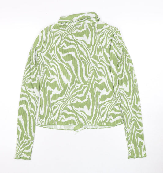 Brave Soul Women's Green Animal Print Button-Up Shirt