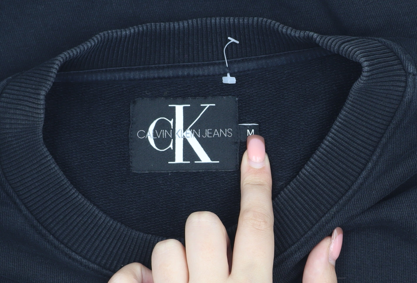 Calvin Klein Jeans Men's Black Medium Logo Sweatshirt