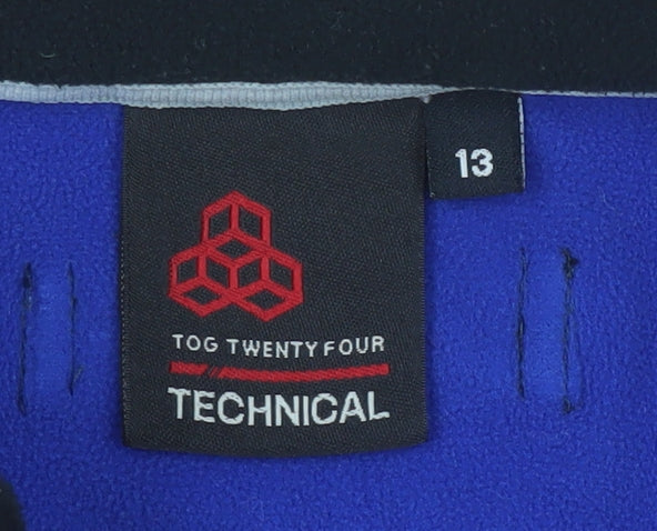 Brand and care label for TOG24 boys’ black fleece jacket, size 13, outdoor activewear