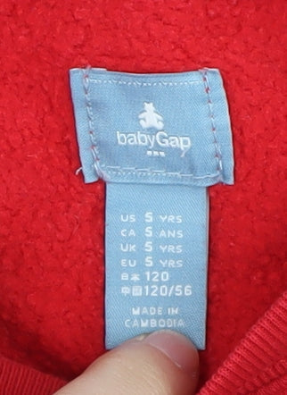 Brand and care label for Gap boys’ red pullover sweatshirt, logo graphic, 5 years