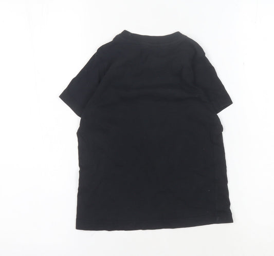 Nike Girls Black Graphic T-Shirt 6-7 Years Sports Style