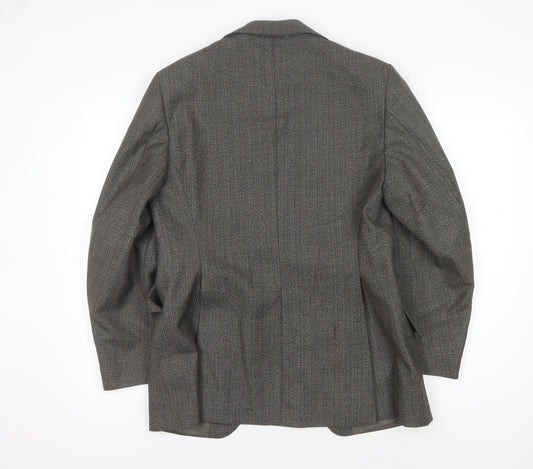 Dunn & Co. Men's Grey Herringbone Blazer, Size 40S