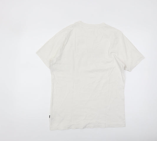 Puma Men's White Graphic Logo T-Shirt, Medium