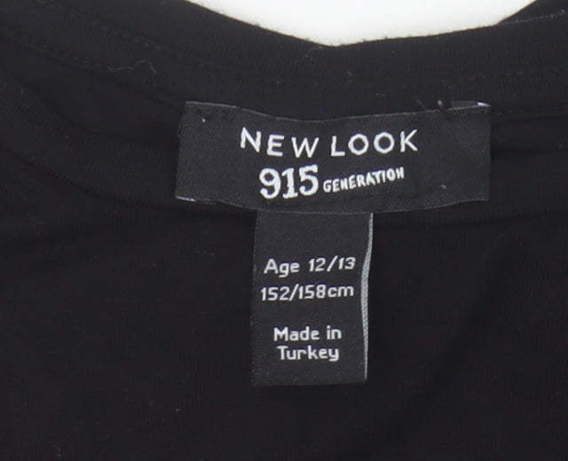 Brand and care label for New Look girls’ black graphic jersey t-shirt 12-13 years