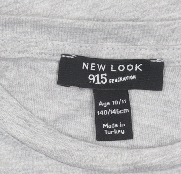 Brand and care label for New Look girls’ grey cropped t-shirt, size 10-11