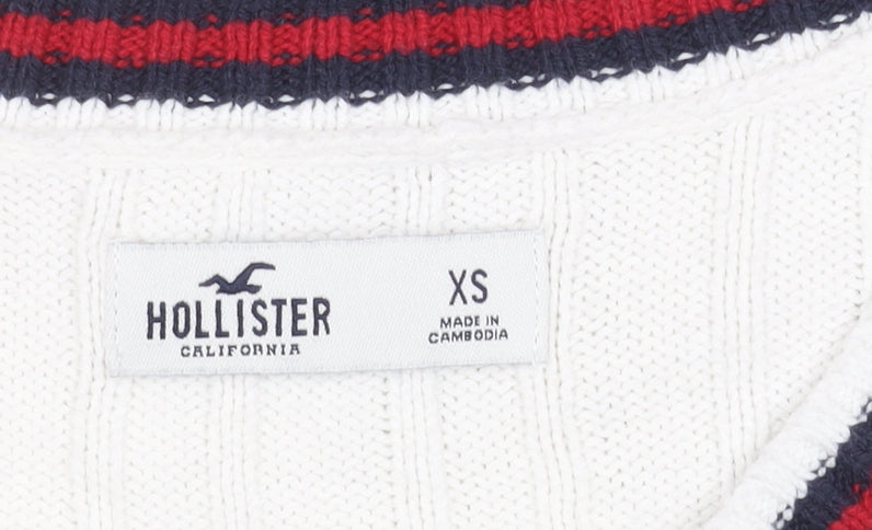 Hollister Women's White V-Neck Cable Pullover XS