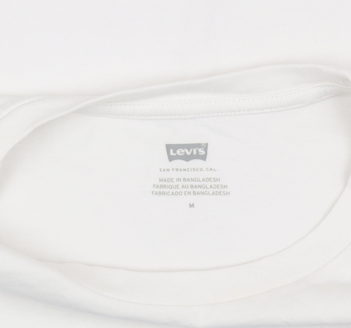 Levi's Women's White Cotton T-Shirt M Classic Casual