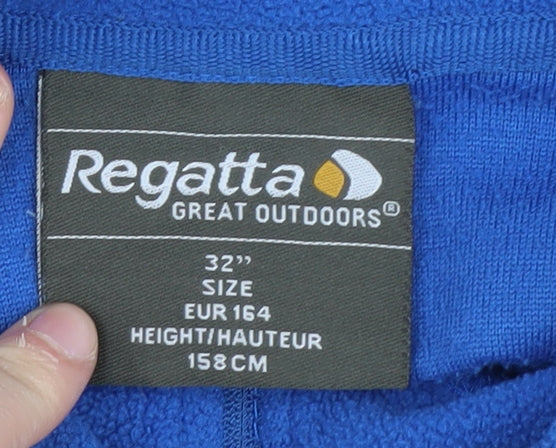 Brand and care label for Regatta boys’ blue 1/2 zip sweatshirt age 12 years