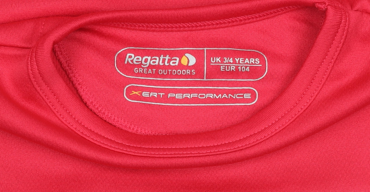 Brand and care label for Regatta girls’ red t-shirt 3-4 years lightweight activewear