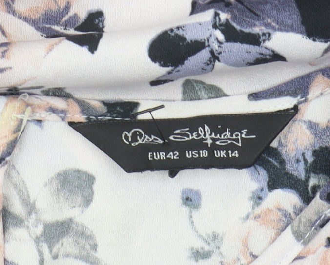 Close-up detail of Miss Selfridge Women's Floral Blouse UK 14