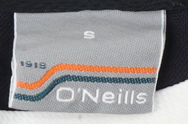 Close-up detail of O'Neill Men's Black S Jersey Activewear Logo